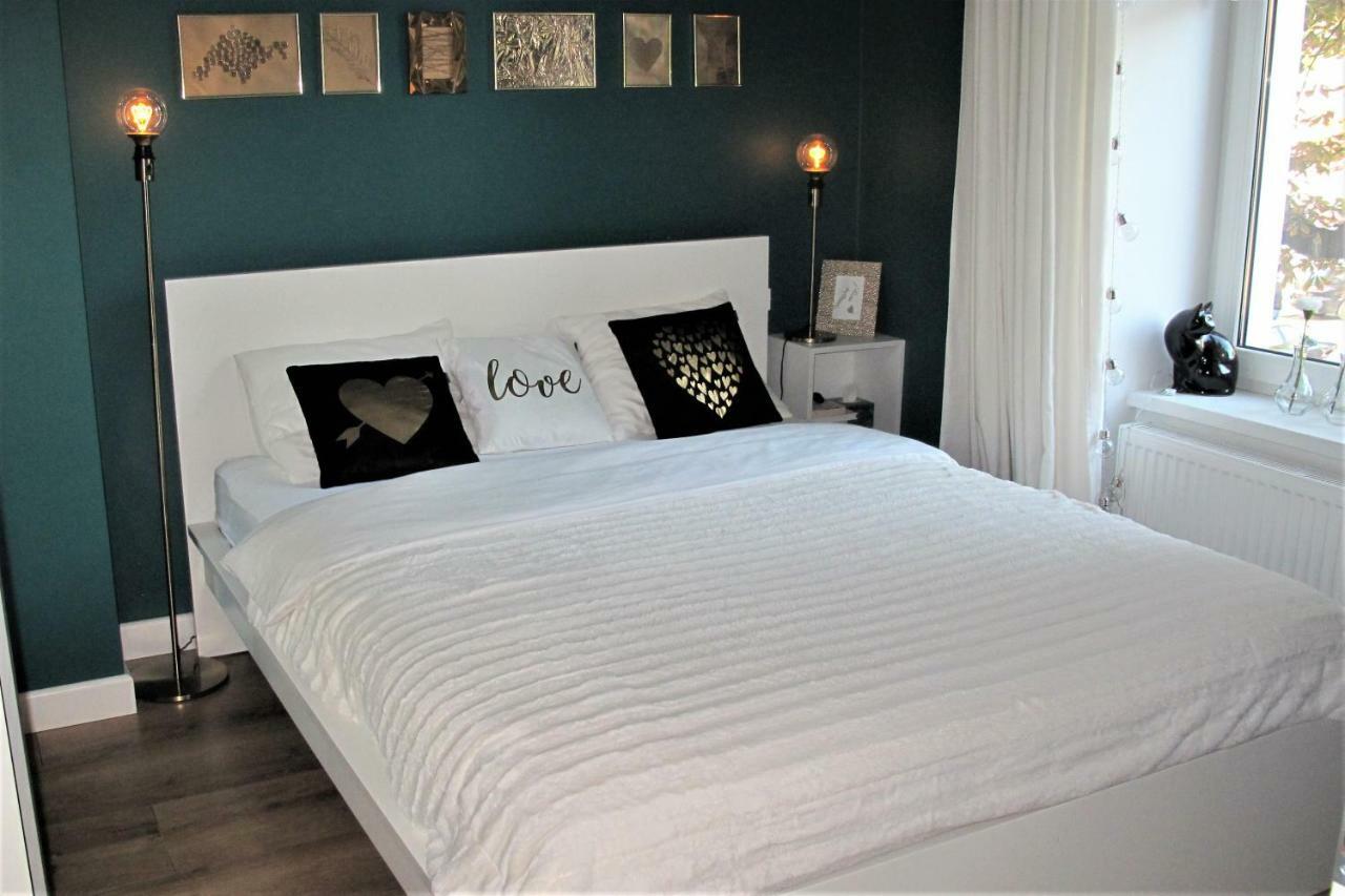 Apartament By The Way Daire Wrocław Dış mekan fotoğraf