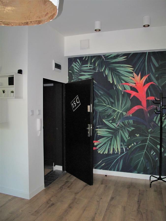 Apartament By The Way Daire Wrocław Dış mekan fotoğraf