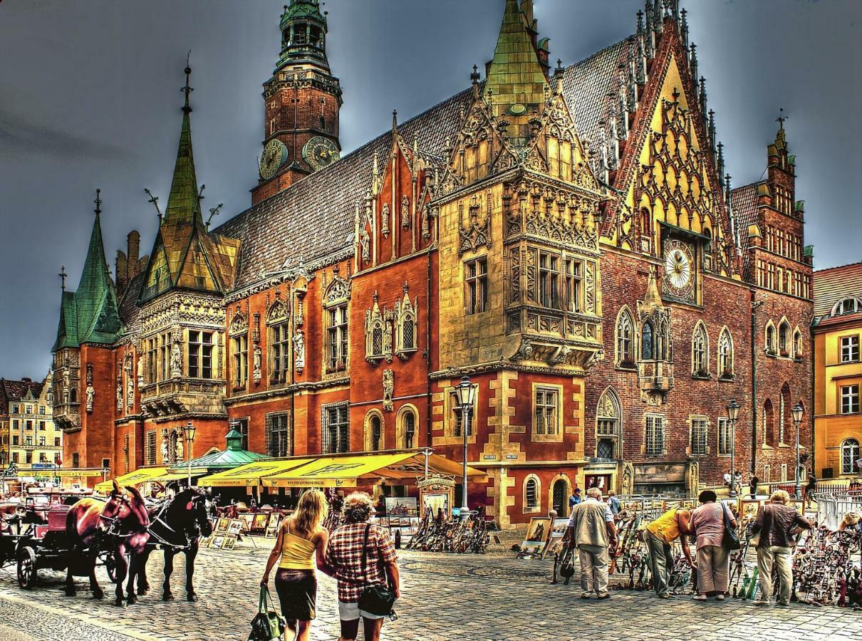 Apartament By The Way Daire Wrocław Dış mekan fotoğraf